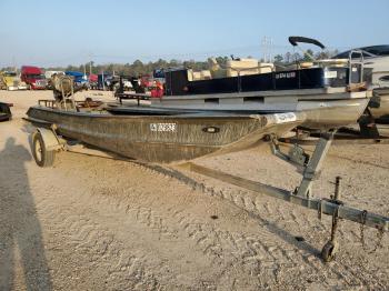  Salvage Alum Boat