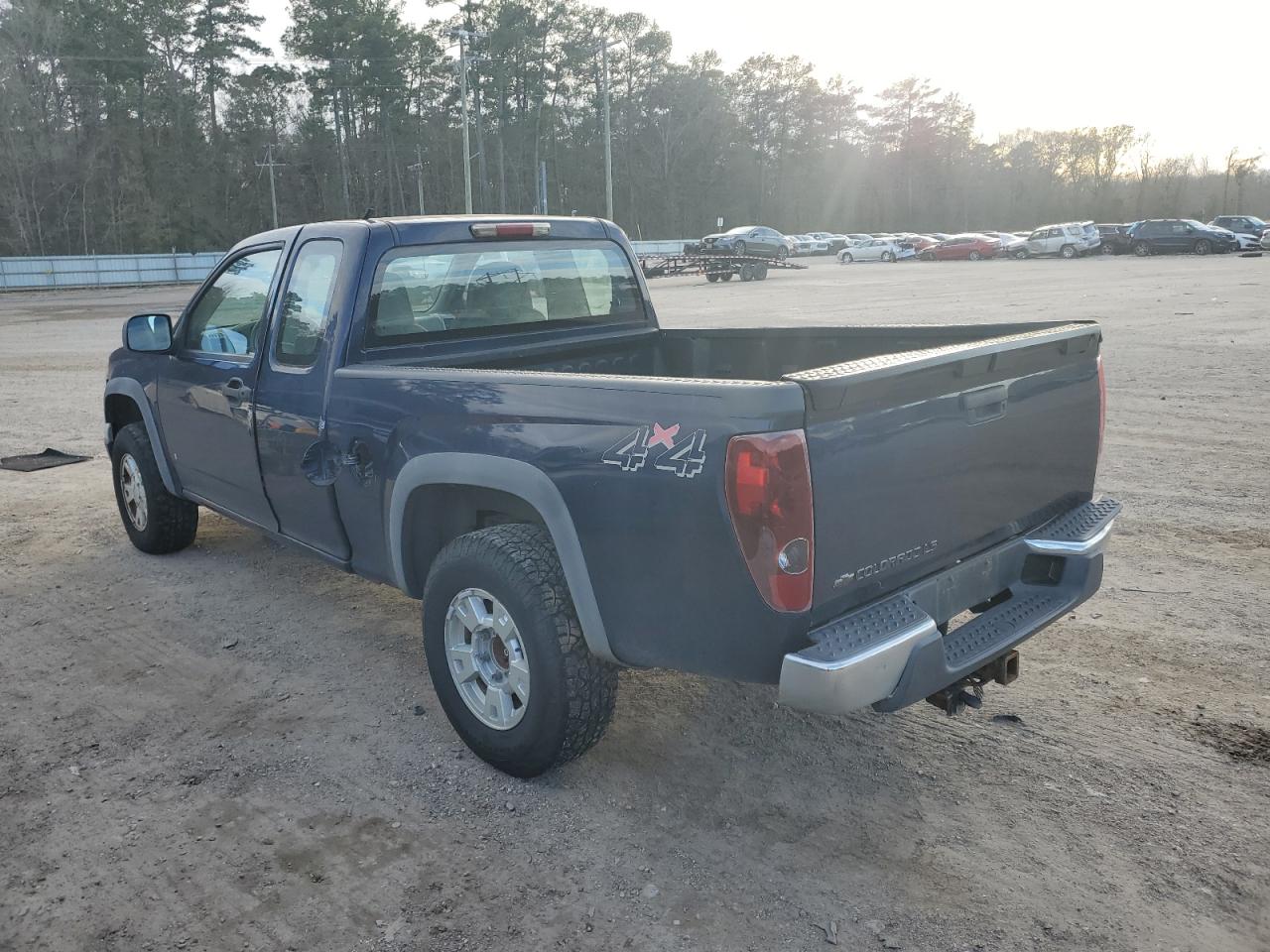 Chevrolet Colorado Image 3
