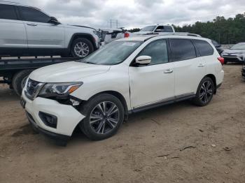  Salvage Nissan Pathfinder