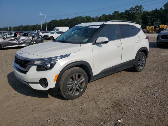  Salvage Kia Seltos