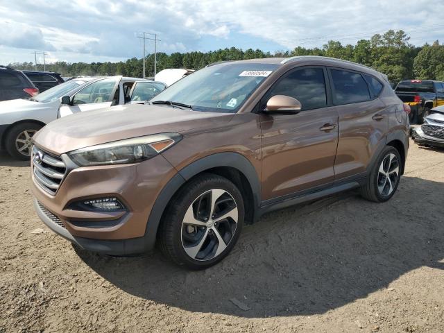  Salvage Hyundai TUCSON