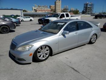  Salvage Mercedes-Benz 400-Class