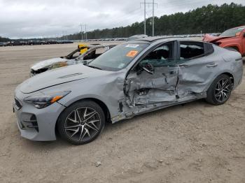  Salvage Kia Stinger