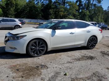  Salvage Nissan Maxima