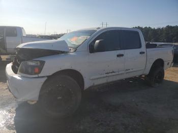  Salvage Nissan Titan