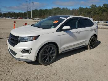  Salvage Ford Edge