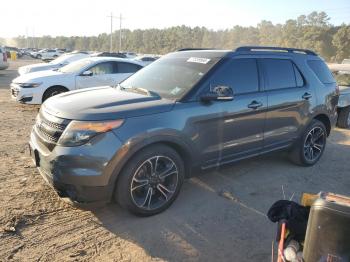  Salvage Ford Explorer