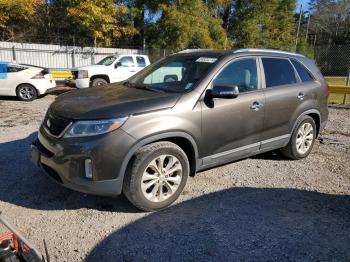  Salvage Kia Sorento