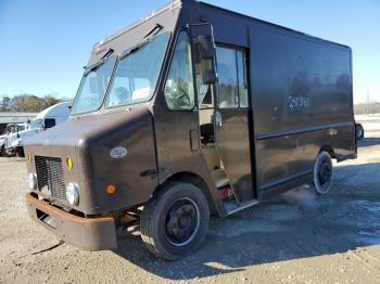  Salvage Freightliner Chassis M