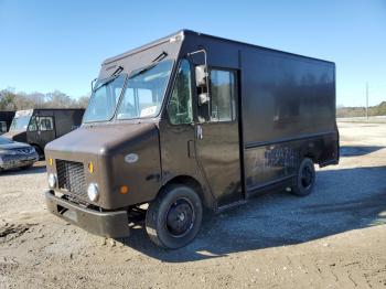  Salvage Freightliner Chassis M