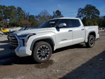  Salvage Toyota Tundra