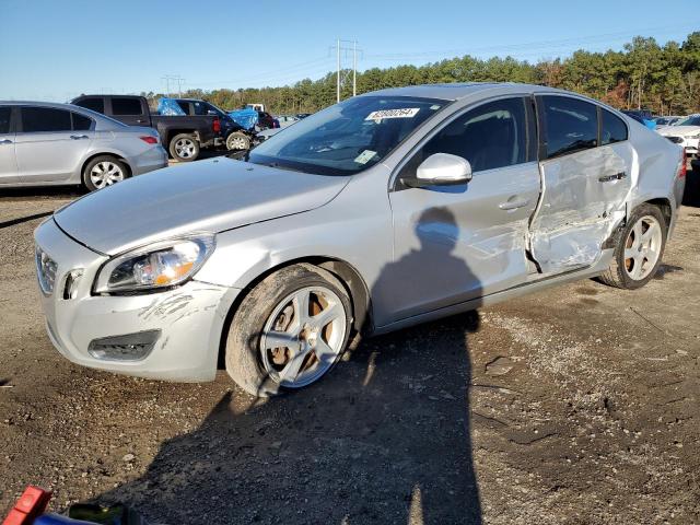  Salvage Volvo S60