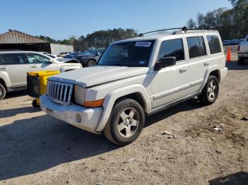  Salvage Jeep Commander