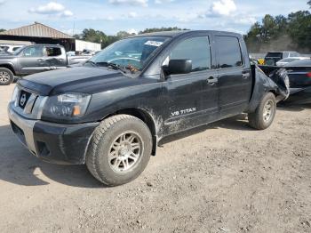  Salvage Nissan Titan