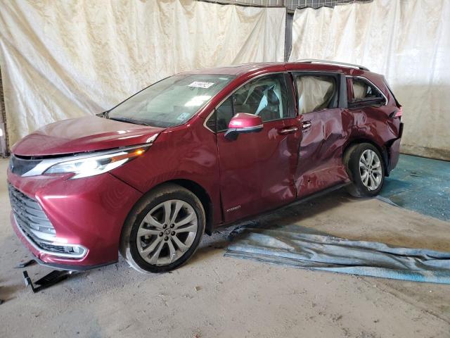  Salvage Toyota Sienna