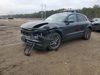  Salvage Porsche Macan Base