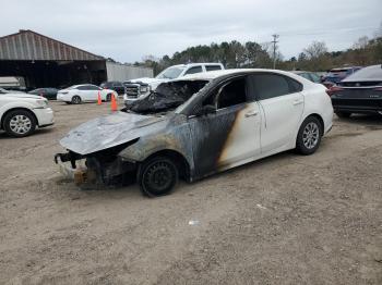  Salvage Kia Forte