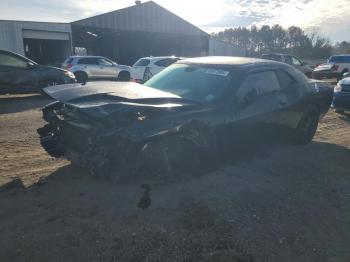  Salvage Dodge Challenger