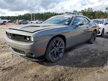  Salvage Dodge Challenger