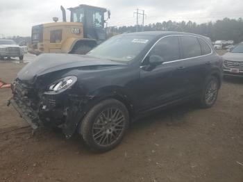  Salvage Porsche Cayenne