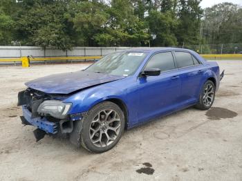  Salvage Chrysler 300