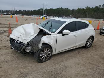  Salvage Mazda 3