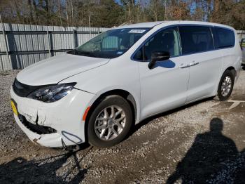  Salvage Chrysler Minivan