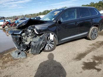  Salvage Mitsubishi Outlander