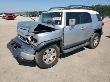  Salvage Toyota FJ Cruiser
