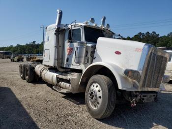  Salvage Peterbilt 389