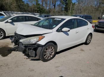  Salvage Kia Forte