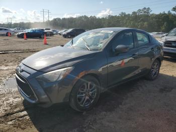  Salvage Toyota Yaris
