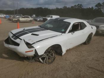  Salvage Dodge Challenger