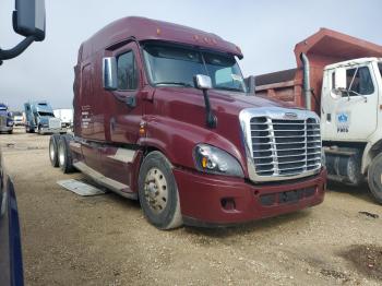  Salvage Freightliner Cascadia 1