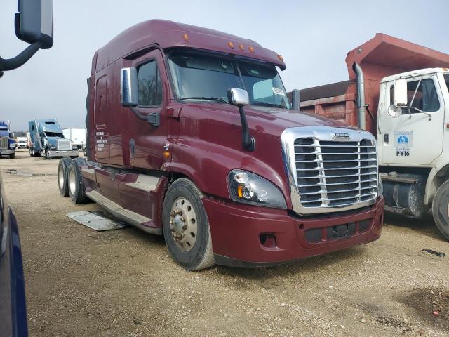  Salvage Freightliner Cascadia 1