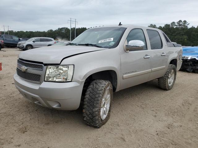  Salvage Chevrolet Avalanche