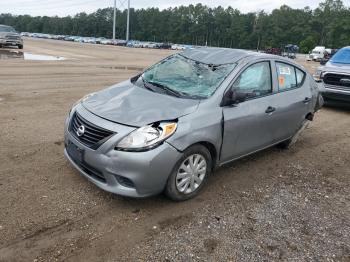  Salvage Nissan Versa