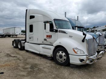  Salvage Kenworth T680