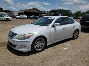 Salvage Hyundai Genesis