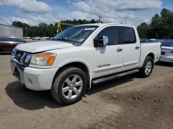  Salvage Nissan Titan