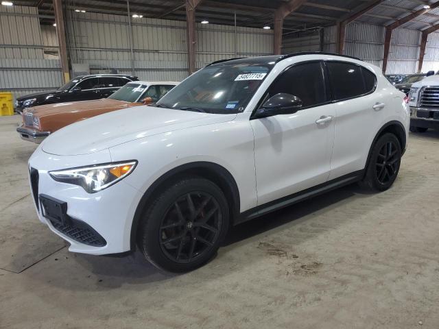  Salvage Alfa Romeo Stelvio
