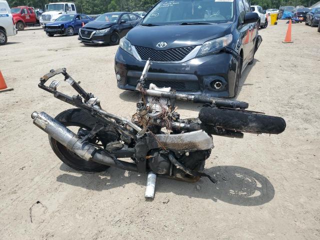  Salvage Kawasaki Zx