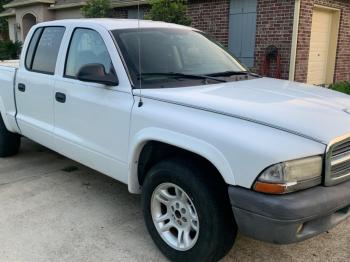  Salvage Dodge Dakota