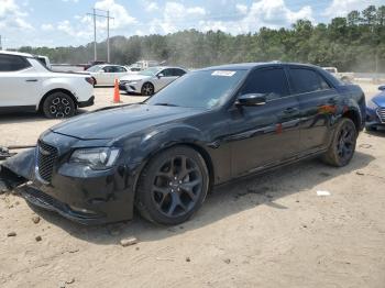  Salvage Chrysler 300