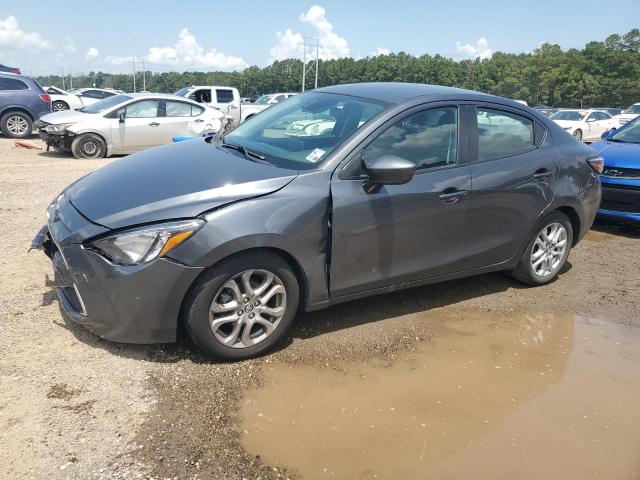  Salvage Toyota Yaris