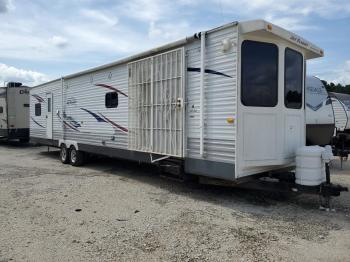  Salvage Jayco 5th Wheel