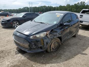  Salvage Ford Fiesta
