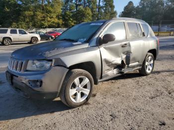  Salvage Jeep Compass