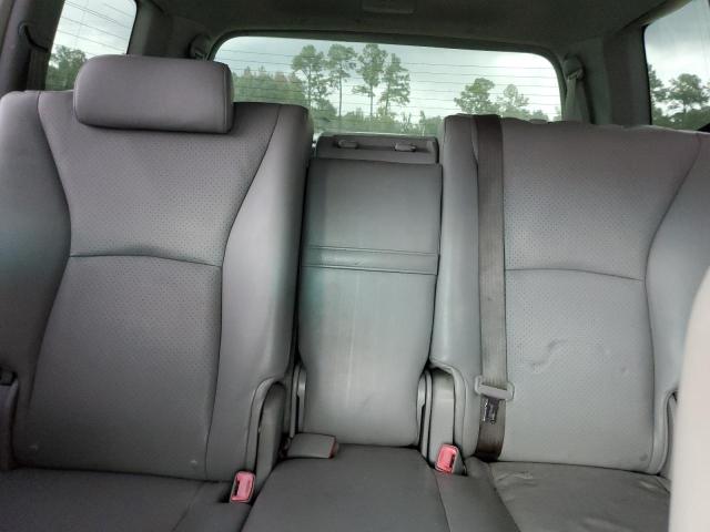 Toyota Highlander Sport Image 9