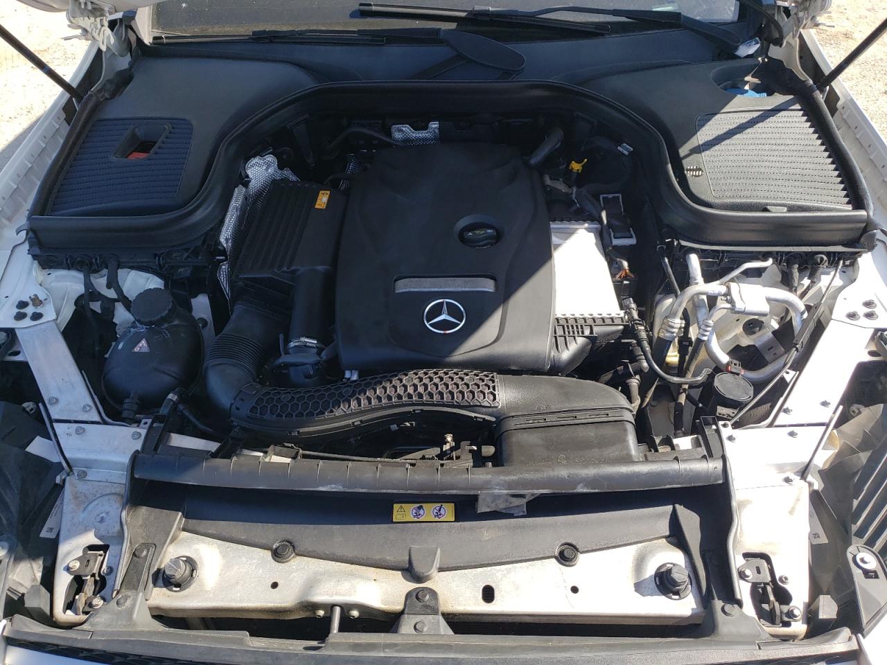 Mercedes-Benz GLC 300 Image 3